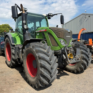 รถแทรกเตอร์ฟาร์ม Fendt 724 Vario 240 แรงม้า เกียร์ CVT ขับเคลื่อน 4 ล้อ เครื่องยนต์ดีเซล อุปกรณ์การเกษตรสมัยใหม่ พร้อมดีไซน์ห้องโดยสารที่สะดวกสบาย - Product Image 1