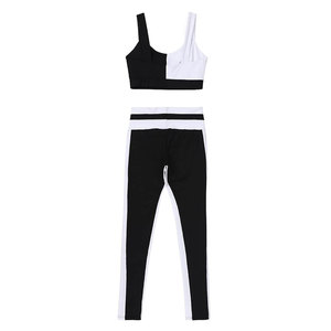 Ensemble de leggings et soutien-gorge de sport pour femmes, noir et blanc, à blocs de couleur, col asymétrique, taille haute, pour yoga et entraînement - Product Image 1
