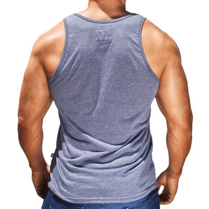 Débardeur sans manches pour homme, jaune fluo, col rond, respirant, en polyester tissé, couleur unie, coupe décontractée et sportive, idéal pour l'été et l'entraînement, avec logo frontal - Product Image 5