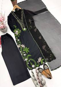 Traje Salwar Floral Bordado Negro con Dupatta, Ropa Tradicional India y Pakistaní, Vestido Largo Holgado para Mujer - Product Image 5