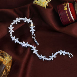 Bracelet tennis romantique en perles d'eau douce, or massif 18 carats, plaqué or 10 carats, bijoux de mariage unisexe AMBER JEWELS T-2466 IGI - Product Image 4