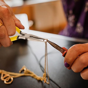 5" Needle Nose <b>Pliers</b> Jewelry <b>Pliers</b> with Side Cutter <b>Mini</b> Fine Tip Precision <b>Pliers</b> for Jewelry Making - Product Image 3
