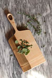 Planche à découper rectangulaire en bois brut rustique, épaisseur 2,0 cm, antidérapante, réutilisable, lavable au lave-vaisselle, bloc de découpe de cuisine monobloc - Product Image 6