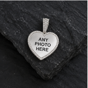 Colgante de Corazón de Plata con Moissanita para Foto, Colgante Personalizado con Imagen, Colgante de Recuerdo Unisex, Plata 92.5%, Estilo Hip Hop - Product Image 3