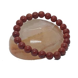 Bracciale Artigianale Unisex con Perle Rotonde in Diaspro Rosso Feng Shui, Misura 8-10mm, Gioiello Energetico alla Moda - Product Image 4