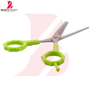 กรรไกรซอยผมด้ามพลาสติกสีเขียว รูปทรงตามหลักสรีรศาสตร์ ราคาดีที่สุด บริการ OEM ODM สำหรับร้านเสริมสวยมืออาชีพ - Product Image 2