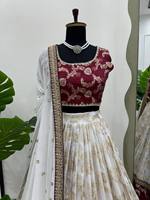 Gaun pengantin tradisional India Divyam Creation, Lehenga Choli merah bersulam, bahan spandex, panjang hingga lantai, potongan regular wanita, cepat.