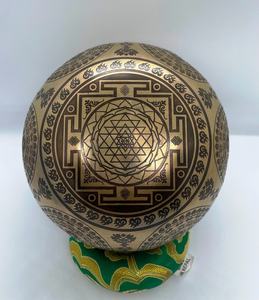 Cuenco de bronce curativo con sonido, 12-50cm, tamaño personalizado, grabado, tallado, diseño de luna llena, chapado a mano - Product Image 4