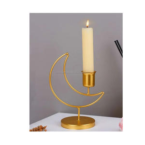 Candelabro Decorativo de Metal Hecho a Mano, Diseño Moderno y Ecológico de Lujo para Uso en Mesa en Bodas y Celebraciones - Product Image 5