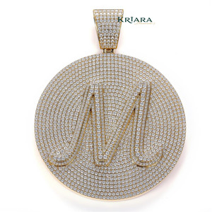 Pendentif lettre M en moissanite plaqué argent 925 et or 18 carats, taille brillant rond, unisexe, de luxe, thème hip-hop, pour soirée - Product Image 1