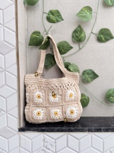 กระเป๋าถักโครเชต์สี่เหลี่ยมสไตล์วินเทจของผู้หญิงสไตล์โบฮีเมียนสำหรับฤดูร้อนกระเป๋าคาดเอวดีไซน์หญ้าทะเลมีสไตล์ - Product Image 4