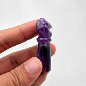 Figura de puño de amatista púrpura tallada a mano, estatua decorativa de piedra preciosa para decoración del hogar, regalo de meditación espiritual - Product Image 1
