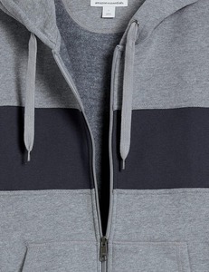 Sweat-shirt à capuche gris pour homme, design color block, coupe classique, vêtement décontracté pour l'automne, matière French Terry, style avec poche - Product Image 5