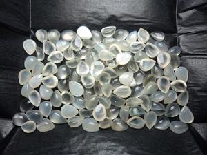 Listo para comprar la mejor calidad 100% Piedra lunar blanca natural Cojín facetado Corte Piedras preciosas sueltas a precios de mayorista - Product Image 2