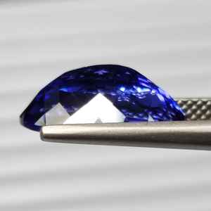 Piedra Preciosa Natural Semipreciosa de Tanzanita de 5.59 Quilates, 10x14mm, Corte Ovalado Facetado 3A, Limpia, para Joyería de Alta Calidad - Product Image 3