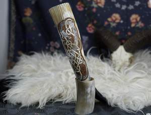 Cuerno de Búfalo Artesanal para Beber, Tallado con Forma de Lobo, Pieza Decorativa Coleccionable de Arte con Forma Natural, Impermeable y Pulido - Product Image 3