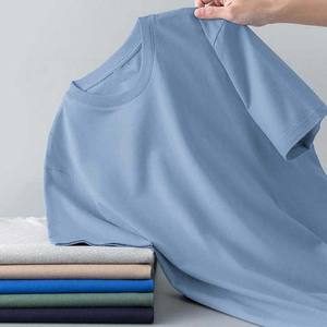 เสื้อยืดคอกลมผู้ชาย ระบายอากาศได้ดี ผ้าฝ้าย 100% ทรงหลวม สั่งทำได้ตามต้องการ MOQ ต่ำ ราคาขายส่ง - Product Image 5