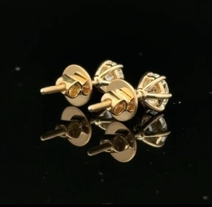 Clásicos Pendientes de Plata 925 con Baño de Oro de 18K, Diseño de Flor con Circonita Redonda de Corte Brillante, Unisex, para Uso Diario - Product Image 5