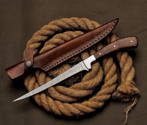 Cuchillo de Filetear de Acero de Damasco Hecho a Mano por A&M Enterprises con Mango de Madera de Palisandro, Refuerzo de Acero y Funda de Cuero a Juego - Product Image 6