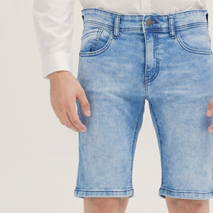 Shorts en jean pour hommes, taille élastique, délavé clair, respirant, style streetwear, haute qualité, avec logo personnalisé imprimé – Meilleures ventes - Product Image 2