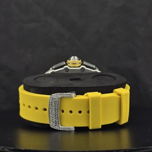 Reloj Cronógrafo Mecánico de Acero Inoxidable con Esfera Cuadrada, Diamantes, Reserva de Marcha, Visualización de Fecha, Correa Amarilla, Bisel de Cristal, Unisex - Product Image 2