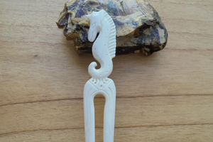 Épingle à cheveux traditionnelle en os |   Outil de coiffure fait main pour chignon - Product Image 4