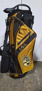 กระเป๋ากอล์ฟ Alpha Phi Alpha Fraternity Inc. คุณภาพสูงแบบขายส่ง กระเป๋ากอล์ฟ ALPHA สีดำและสีทองโบราณ - Product Image 5