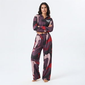 Conjunto de dos piezas para mujer, top corto con cremallera y pantalones anchos, estampado por sublimación. - Product Image 1