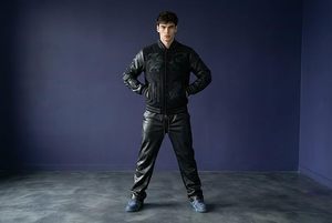 <b>Men's</b> Black PU Varsity <b>Jacket</b> <b>Letter</b> Design Turn-down Collar Casual Streetwear Style - Product Image 3