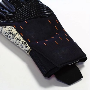 Gants de football de qualité professionnelle, service OEM, vente en gros, impression de logo personnalisée disponible, gants de gardien de but de football. - Product Image 5