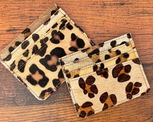 Tarjetero hecho a mano con estampado de leopardo y pelo, tarjetero de piel de vaca auténtica de primera calidad, cartera minimalista delgada para mujer - Product Image 2