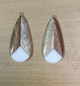 Super Quality <b>Resin</b> Pendant <b>Earrings</b> Classic Style Best Selling Moon Shape for Wedding Occasions - Product Image 3