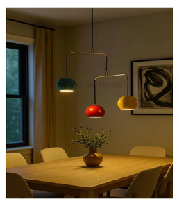 Lustre LED Sputnik contemporain en laiton italien, style Mid-Century Modern, fait main, hauteur réglable, luminaire suspendu pour salon - Product Image 1