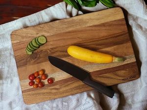Tabla de Cortar Rectangular de Madera de Acacia Premium para Preparación de Alimentos en la Cocina - Product Image 3