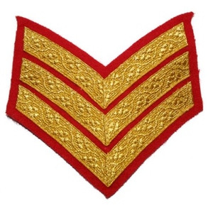 El chevron de 3 barras (tres franjas en forma de V) es el insignia más común del rango de Sergeant. - Product Image 4