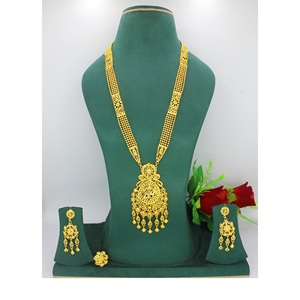 Latest Fashion Factory Wholesale Flowers Jewelry Sets 24k Gold Plated Dubai Romantic Jewelry Set Indian <b>Bridal</b> Necklace - Product Image 4