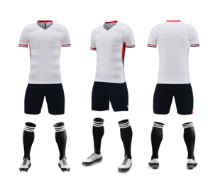 Vente en gros d'uniformes de football personnalisés - Maillots de football avec design gratuit, uniformes de football de haute qualité, 100% coton respirant - Product Image 4