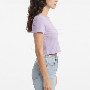 Camisetas cortas modernas para mujer, estilo casual, ajustadas, para verano, look moderno y a la moda. - Product Image 4