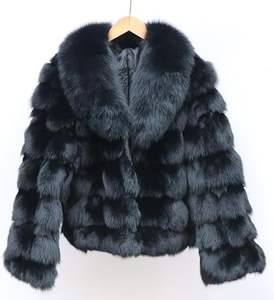 เสื้อโค้ทขนสัตว์เทียมไซส์ใหญ่ คุณภาพสูง ขายส่ง เสื้อผ้าผู้หญิงกันลม เสื้อโค้ทขนสัตว์เทียม - Product Image 1