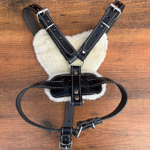 Harnais de luxe personnalisé de haute qualité en cuir véritable réglable pour chien idéal pour les promenades quotidiennes boucle à dégagement rapide - Product Image 4