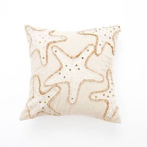 Cuscino da esterno ricamato con stelle marine 18X18" - Product Image 1