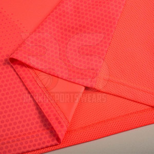 Ensemble de tenue de football pour hommes, maillot et short respirants, idéal pour les matchs de compétition et les séances d'entraînement quotidiennes - Product Image 5