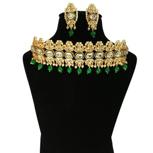 Indian Classic Women's Choker Wedding Engagement Anniversary Party Green Traditional Crystal Kundan Faux Pearl Alloy Gold <b>Gift</b> - Product Image 1