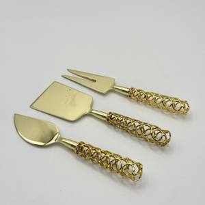 ชุดอุปกรณ์ชีสสแตนเลสสตีลเคลือบทองพร้อมด้ามจับลวดเหล็ก ผลิตโดย R B Overseas คุณภาพสูง ลดราคาสินค้าขายดี - Product Image 6