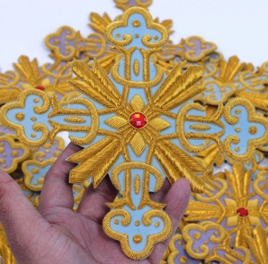 Parches Bordados a Mano con Logotipo Personalizado, de Chenilla 3D, de Alta Calidad, con Etiqueta Cruzada, para Clubes Rotatorios, en Diferentes Tamaños y Formas - Product Image 1