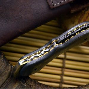 Cuchillo de Caza de Acero de Damasco, Hoja de Punta Caída, Borde Recto, Grosor de 0.6mm, con Funda de Cuero, para Uso en Campamentos al Aire Libre - Product Image 6