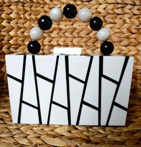 Pochette en résine personnalisée avec logo, vente en gros, pour fêtes et mariages, style robe élégante, prix d'usine - Product Image 1