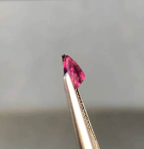 Tourmaline rubellite naturelle en forme de cœur, pierre précieuse rose-rouge pour la création de bijoux fins - Product Image 2