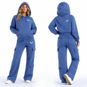 ชุดเซ็ตฮู้ดดี้โอเวอร์ไซส์และกางเกงคาร์โก้สีน้ำเงินสำหรับผู้หญิง ชุดวอร์มสองชิ้น ชุดลำลองสไตล์สตรีทแวร์ ชุดลำลองใส่สบายๆ - Product Image 1