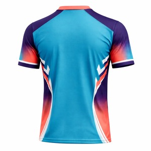 Camiseta de Fútbol OEM de Alta Calidad, 100% Poliéster, Secado Rápido, Transpirable, Personalizable con Nombre y Número de Fábrica - Product Image 4